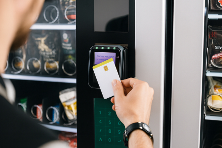 Срочные новости: теперь все ФЛП обязаны установить POS-терминал — что это значит для вендинга