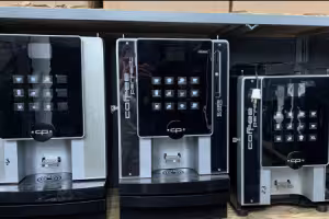 Новая поставка Rheavendors: стильные кофемашины, кофематы, снекоматы 