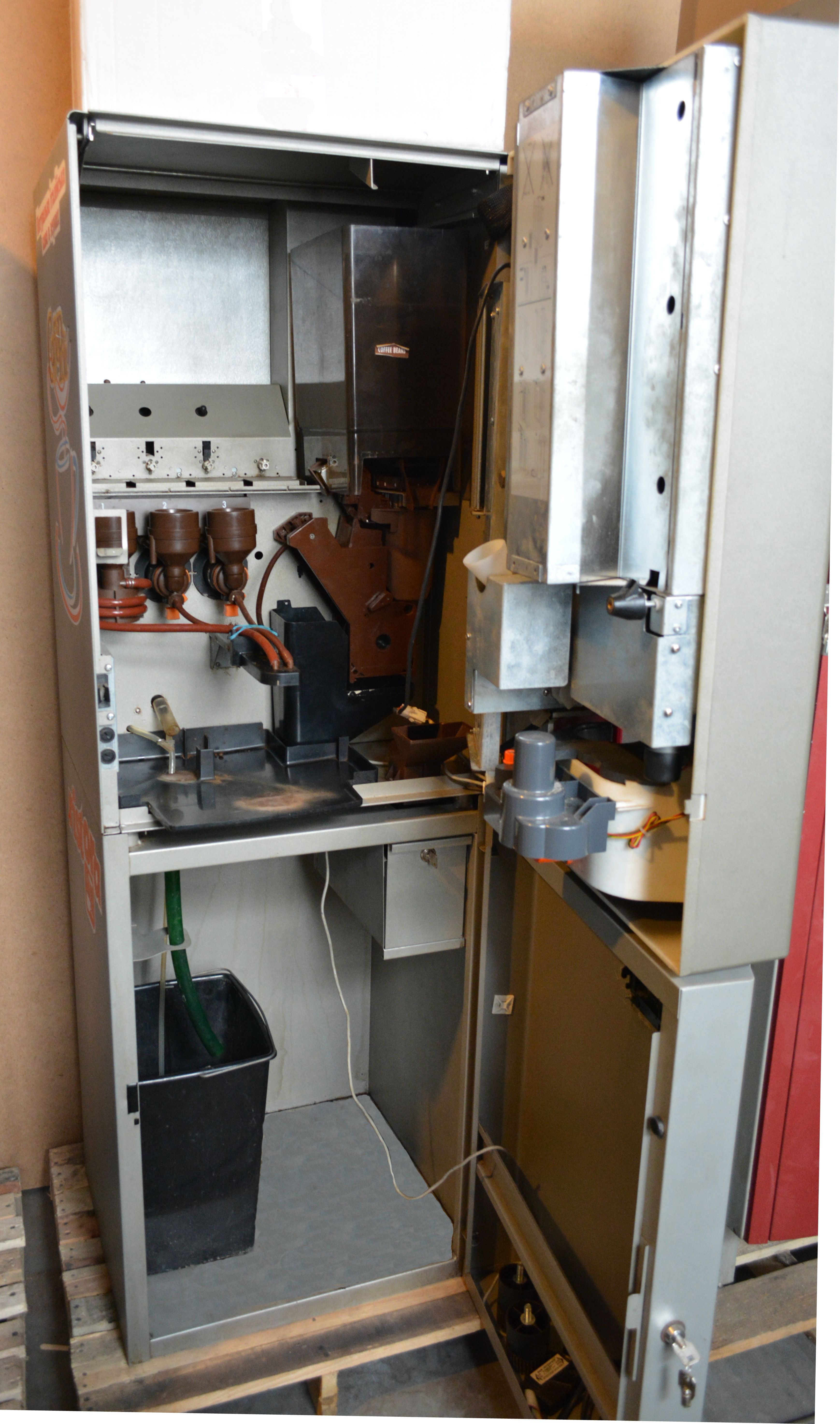 Кофейный автомат Saeco 8P купить Лучшая цена