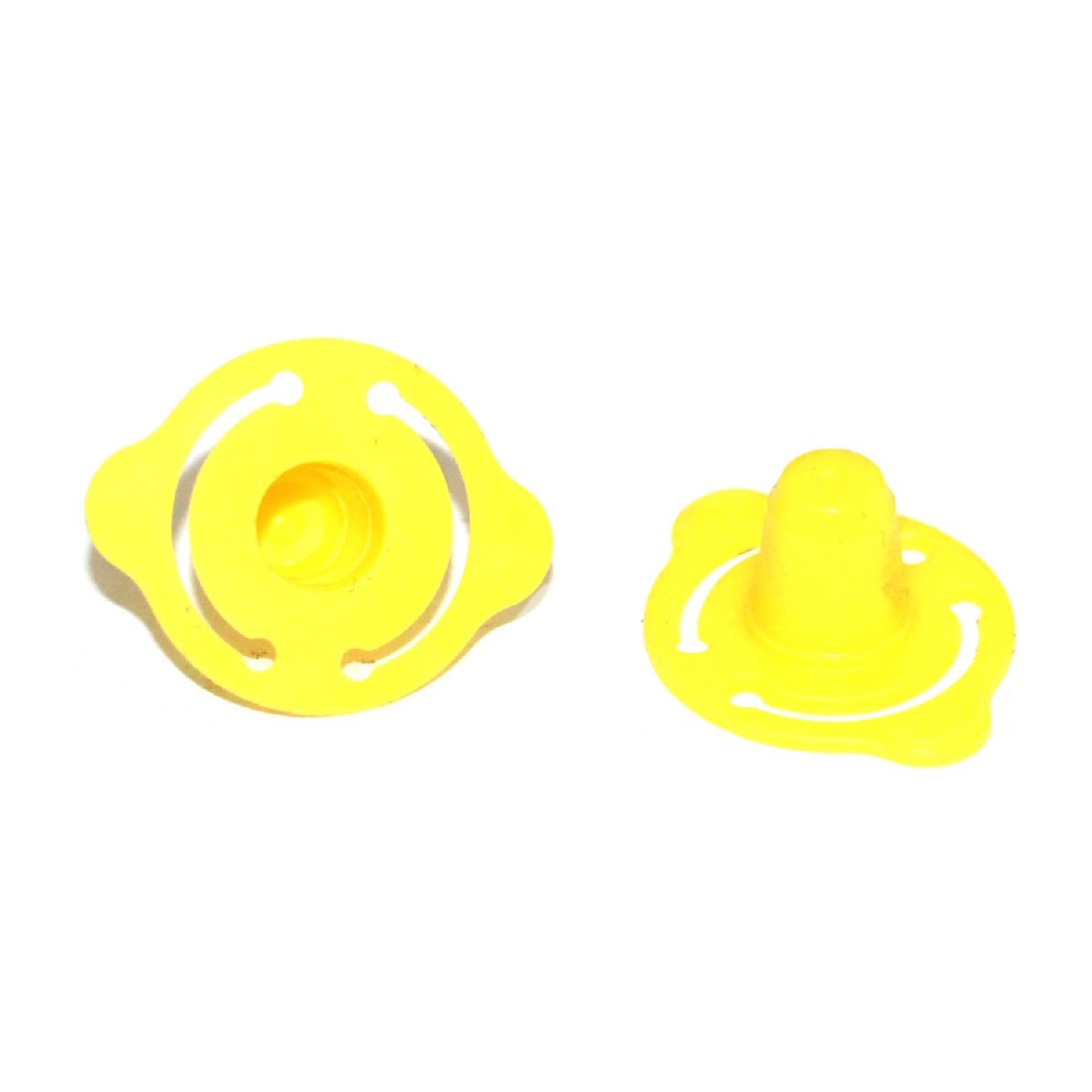 Заглушка пластиковая, жёлтая