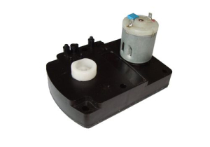 Двигун з редуктором