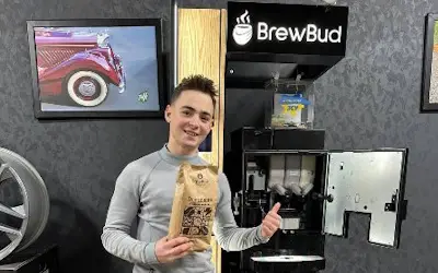 Как наш франчайзи Виктор поднял доход автоматизированной кофеточки с 300 до 1200 грн в день