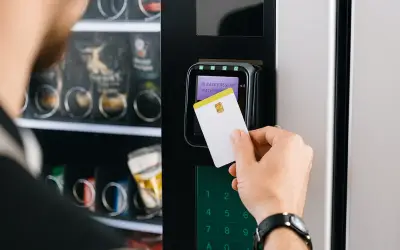 Срочные новости: теперь все ФЛП обязаны установить POS-терминал — что это значит для вендинга